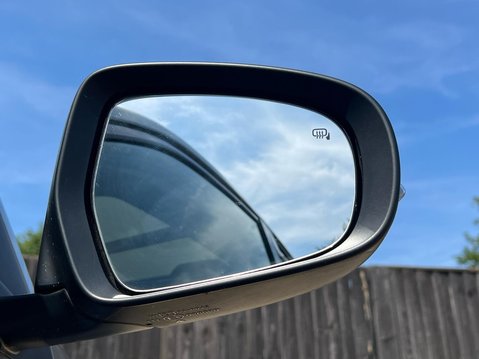 Suzuki Vitara SZ5 BOOSTERJET MHEV 24
