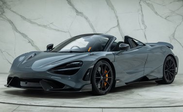 McLaren 765LT Spider 1