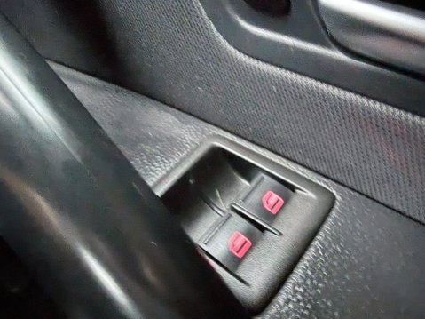 Volkswagen Scirocco GT TDI 16