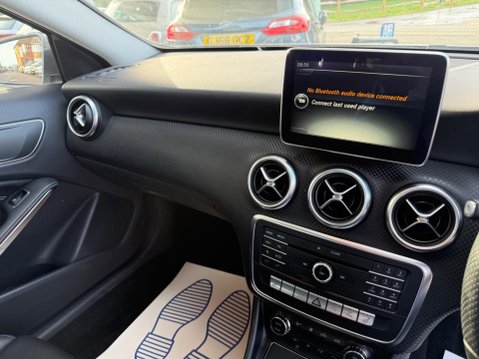 Mercedes-Benz A Class 1.6 A180 Sport (Executive) 7G-DCT Euro 6 (s/s) 5dr 25