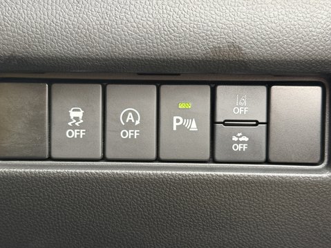 Suzuki Swift 1.2 Dualjet 83 12V Hybrid SZ-T 5dr Auto 33