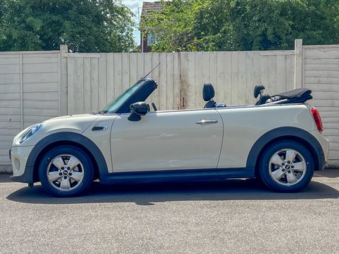 Mini Convertible (Sold) 1.5 Cooper Classic Convertible 2dr Petrol Manual Euro 6 (s/s) (136 p 7
