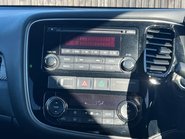 Mitsubishi Outlander DI-D 3 23