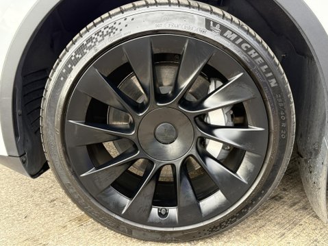 Tesla Model Y SUV 5dr Electric Auto RWD (346 ps) 17