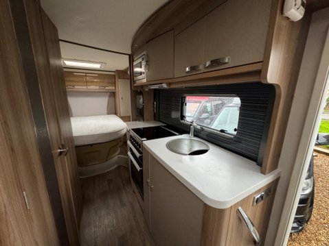 Swift Kon Tiki 669 10