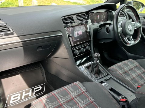 Volkswagen Golf 2.0 TSI GTI Performance Euro 6 (s/s) 3dr 26