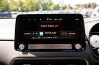 Hyundai KONA PREMIUM 32