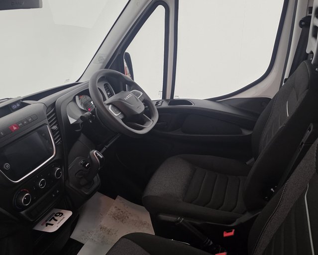 Iveco Daily Daily 35C14 Diesel 2.3 High Roof Business Van 4100L WB Hi-Matic
