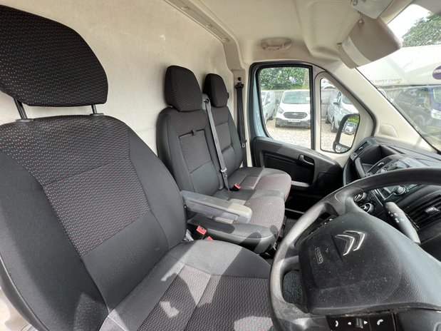 Citroen Relay MWB L2H2 (SOLD) Medium Roof Enterprise 350 Air Con Sensors EURO 6 NO VAT 27
