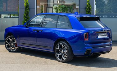 Rolls-Royce Cullinan Series II BLACK BADGE 4