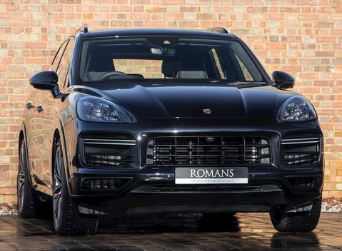 Porsche Cayenne Turbo 1