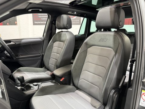 Volkswagen Tiguan 2.0 TSI R-Line Tech SUV 5dr Petrol DSG 4Motion Euro 6 (s/s) (230 ps) 34