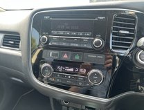 Mitsubishi Outlander 2.2 DI-D 3 SUV 5dr Diesel Auto 4WD Euro 6 (147 ps) 29