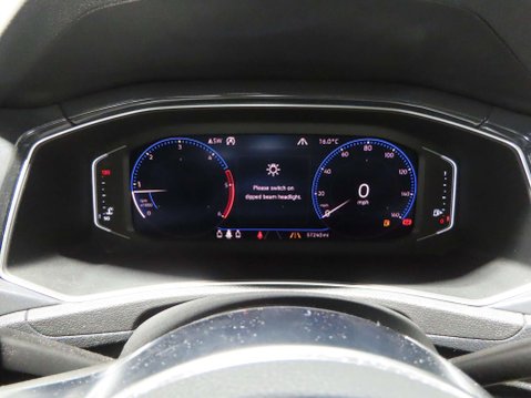 Volkswagen T-Roc 1.6 T-Roc R-Line TDI 5dr 12