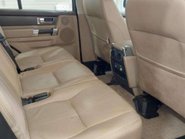 Land Rover Discovery 3.0 Discovery SE Tech SDV6 Auto 4WD 5dr 20