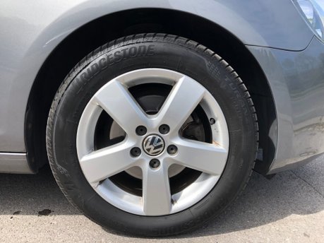 Volkswagen Golf MATCH 1.6 TDI 5 door hatchback 2 owners just 42,000m FSH+CAMBELT CHANGED 30