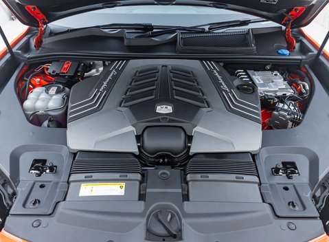 Lamborghini Urus PERFORMANTE 52