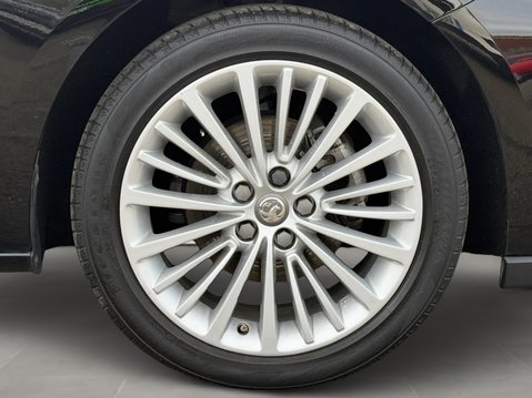 Vauxhall Astra 1.4T 16V 150 Elite Nav 5dr Auto 12