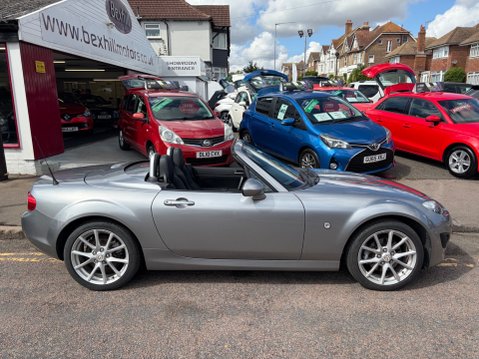 Mazda MX-5 2.0 I ROADSTER SPORT TECH 2
