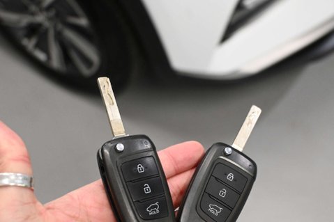 Hyundai TUCSON 1.6 Tucson SE Connect TGDi HEV Auto 5dr 37