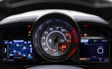 Ferrari 812 Superfast 14