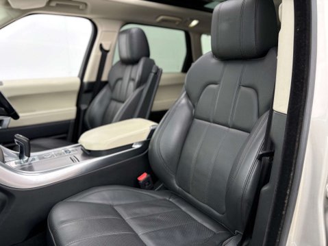 Land Rover Range Rover Sport 3.0 Range Rover Sport HSE SDV6 Auto 4WD 5dr 68