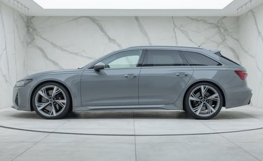 Audi RS6 AVANT PERFORMANCE 5