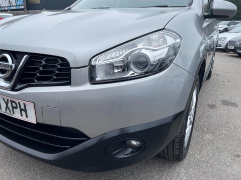 Nissan Qashqai 1.6 Acenta 2WD Euro 5 (s/s) 5dr 11