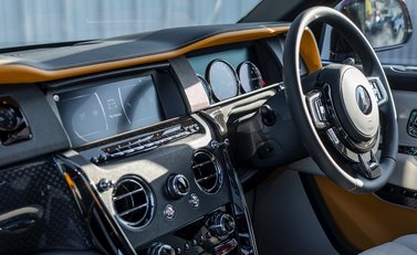 Rolls-Royce Cullinan Black Badge 23