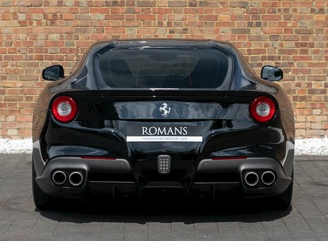 Ferrari F12 Berlinetta 5