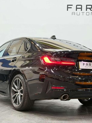 BMW 3 Series 2.0 330e 12kWh Sport Pro Saloon 4dr Petrol Plug-in Hybrid Auto Euro 6 (s/s) 1