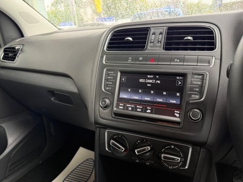Volkswagen Polo 1.2 TSI BlueMotion Tech SE Euro 6 (s/s) 5dr 26