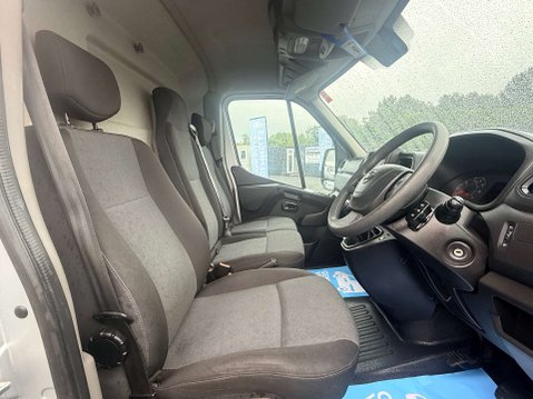 Nissan Interstar 2.3 Interstar Tekna dCi 10