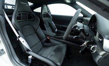 Porsche 911 GT3 RS Weissach (991.2) 10