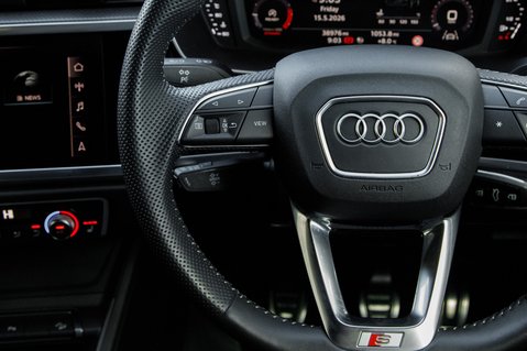 Audi Q3 TFSI S LINE 20