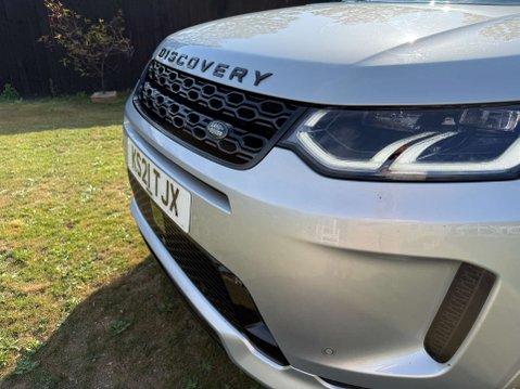 Land Rover Discovery Sport 2.0 Discovery Sport R-Dynamic HSE D MHEV Auto 4WD 5dr 45