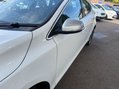 Volvo V40 2.0 T2 R-Design Euro 6 (s/s) 5dr 36