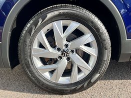 Volkswagen Tiguan 1.5 Tiguan Allspace Life TSi Semi-Auto 5dr 12