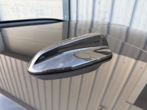 Volvo V90 2.0 B5 MHEV R-Design Auto Euro 6 (s/s) 5dr 24