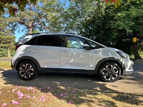 Honda Jazz I-MMD CROSSTAR EX 17