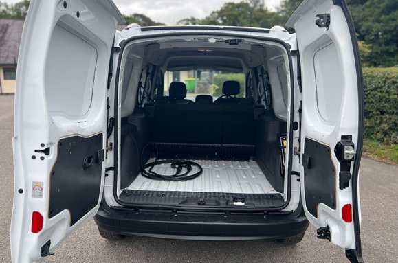 Renault Kangoo Kangoo Maxi ZE LL21 33kWh Business Crew Van Auto L3 H1 32