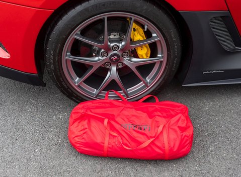 Ferrari 599 SA Aperta 38