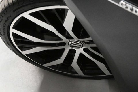 Volkswagen Golf 2.0 Golf GTD Semi-Auto 5dr 9