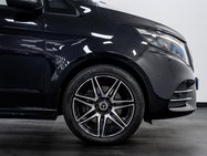 Mercedes-Benz V Class 2.0 V300d AMG Line MPV 5dr Diesel G-Tronic+ Euro 6 (s/s) XLWB (237 ps) 15