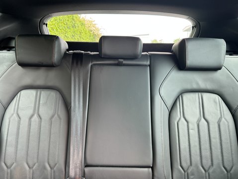 Cupra Formentor 2.0 TSI VZ2 SUV 5dr Petrol DSG 4Drive Euro 6 (s/s) 9