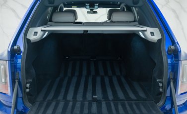 Rolls-Royce Cullinan Series II BLACK BADGE 46