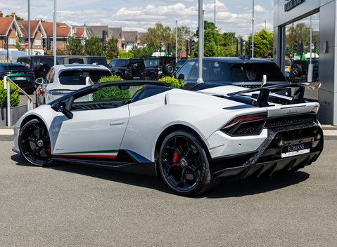 Lamborghini Huracan Spyder LP 640-4 PERFORMANTE 4