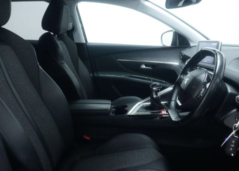 Peugeot 3008 1.5 3008 Allure Blue HDi S/S 5dr 37