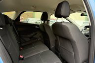 Ford Focus ZETEC.. 9 MAIN DEALER SERVICES.. £20 ROAD TAX.. 1 PREVIOUS KEEPER..STUNNING 5