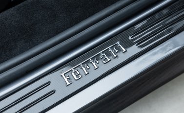 Ferrari SF90 Spider 26